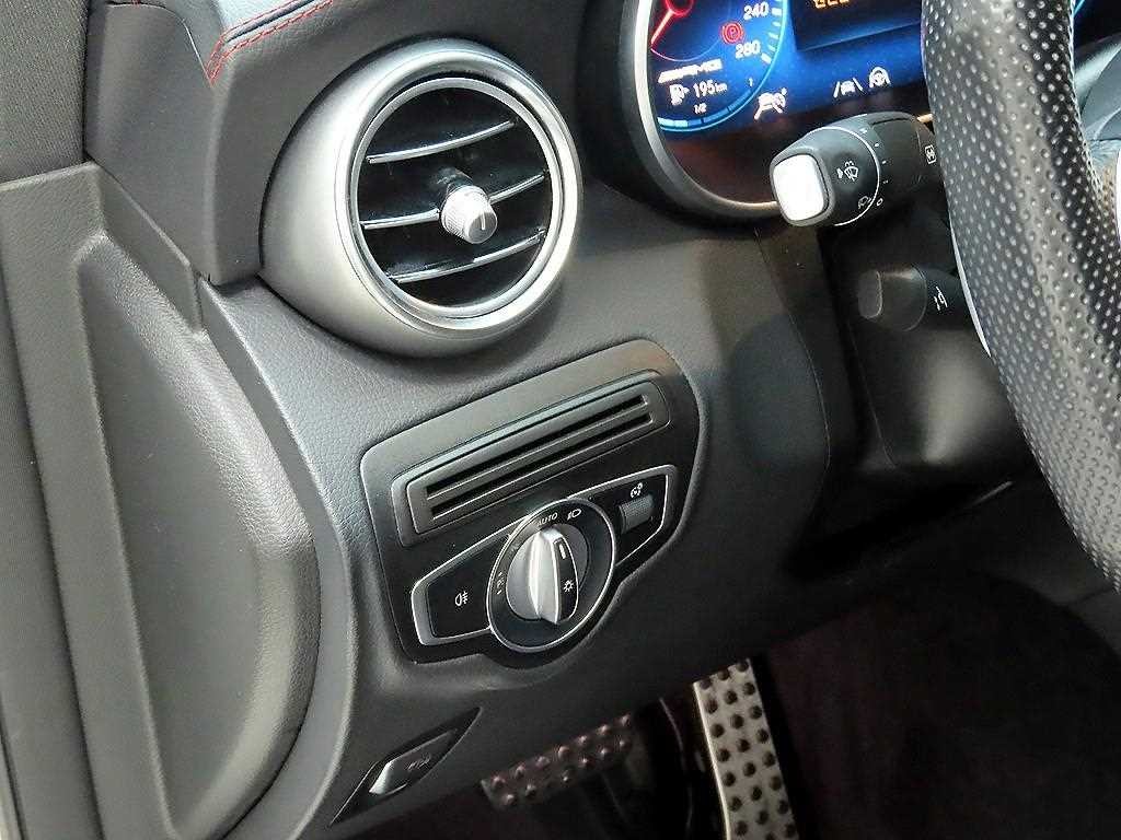 벤츠 GLC 클래스 GLC클래스 X253 AMG GLC 43 4MATIC 쿠페 이미지 12