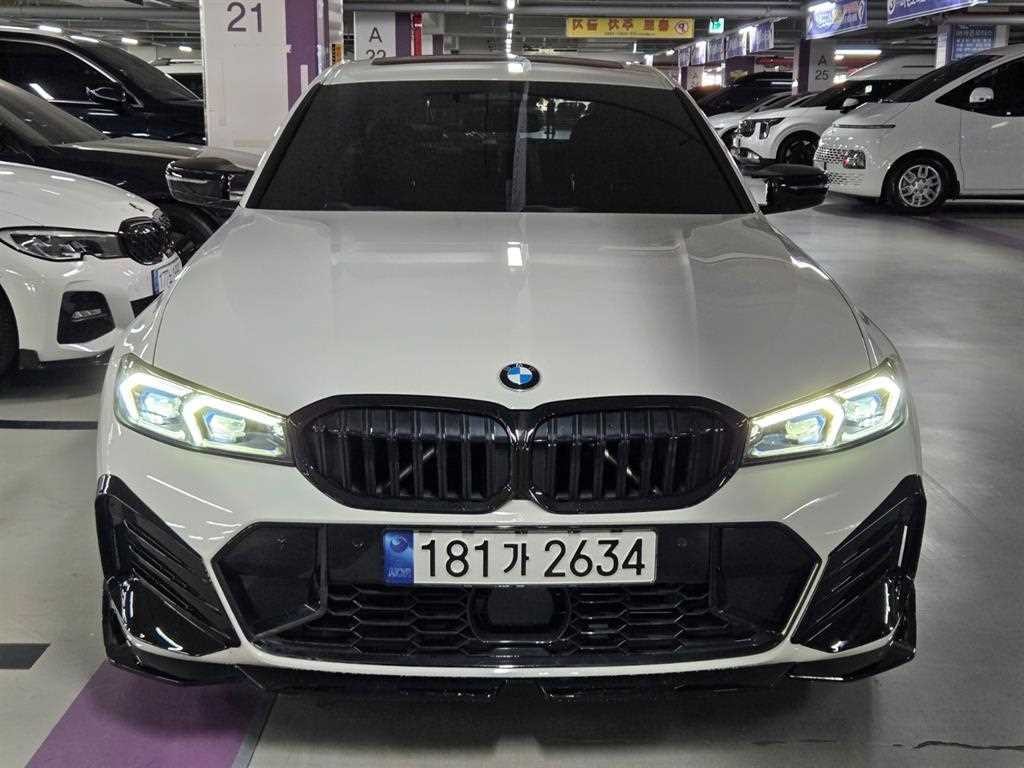 BMW 3시리즈 3시리즈 (G20) 320i M 스포츠 이미지 2