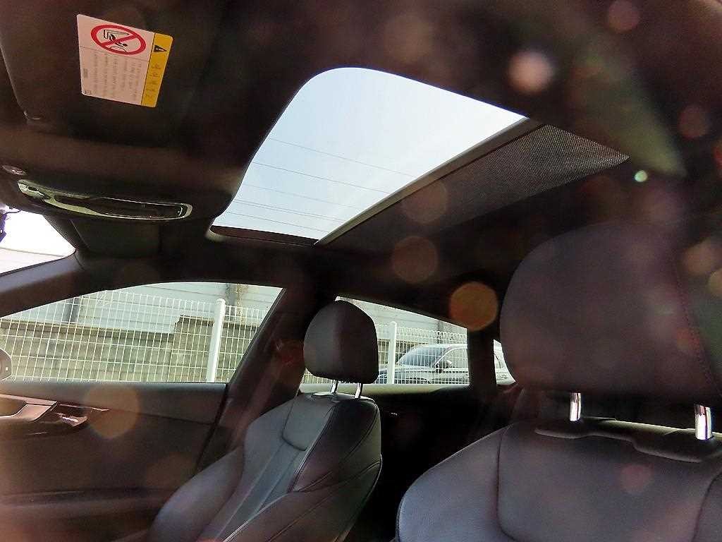 아우디 A5 A5 (F5) 45 TFSI 콰트로 프리미엄 스포트백 이미지 16