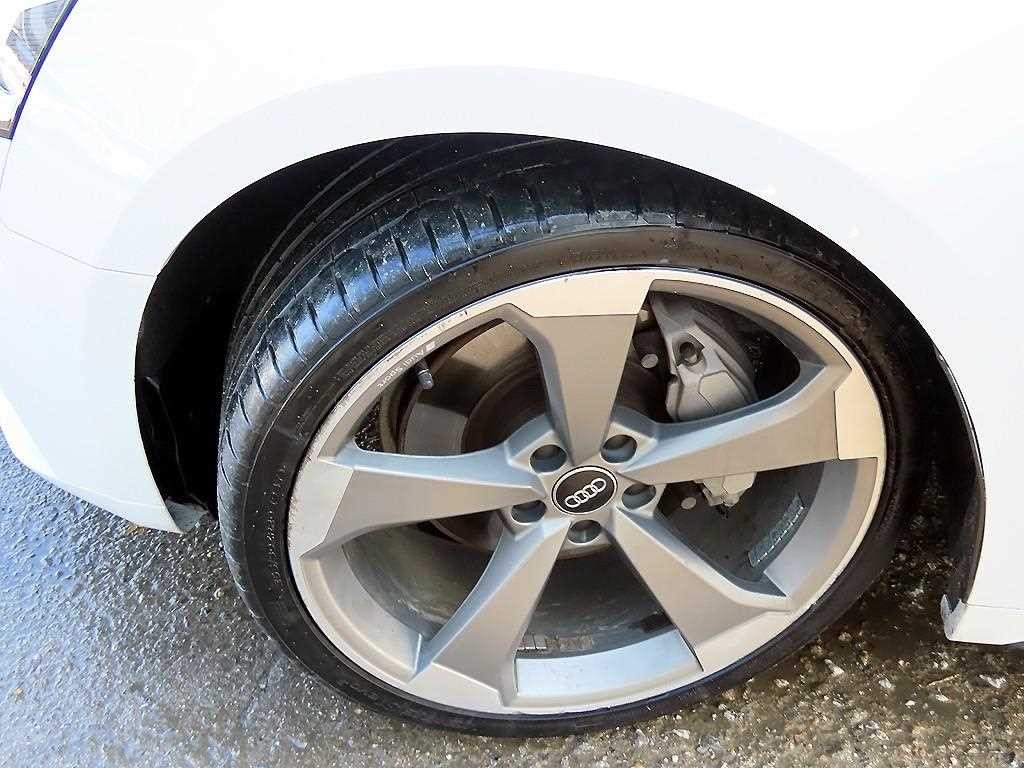 아우디 A5 A5 (F5) 45 TFSI 콰트로 프리미엄 스포트백 이미지 20