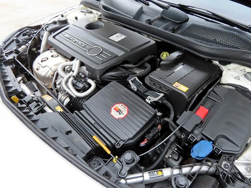벤츠 A 클래스 A클래스 W176 A45 AMG 4MATIC 이미지 19
