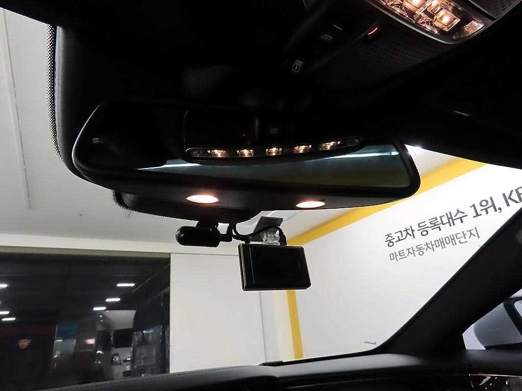 벤츠 S 클래스 S클래스-W222 S 63 AMG 4MATIC 쿠페 이미지 16