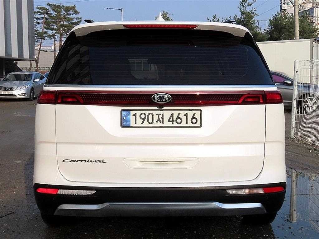 기아 카니발 카니발 4세대 디젤 9인승 시그니처 이미지 4