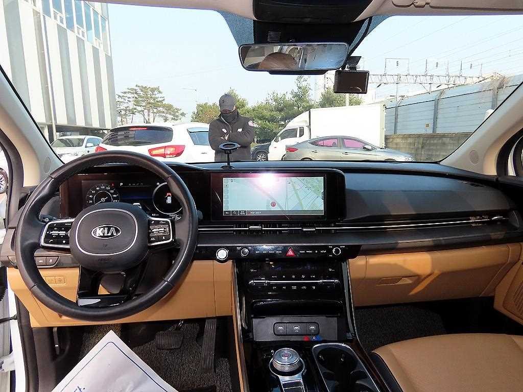 기아 카니발 카니발 4세대 디젤 9인승 시그니처 이미지 8