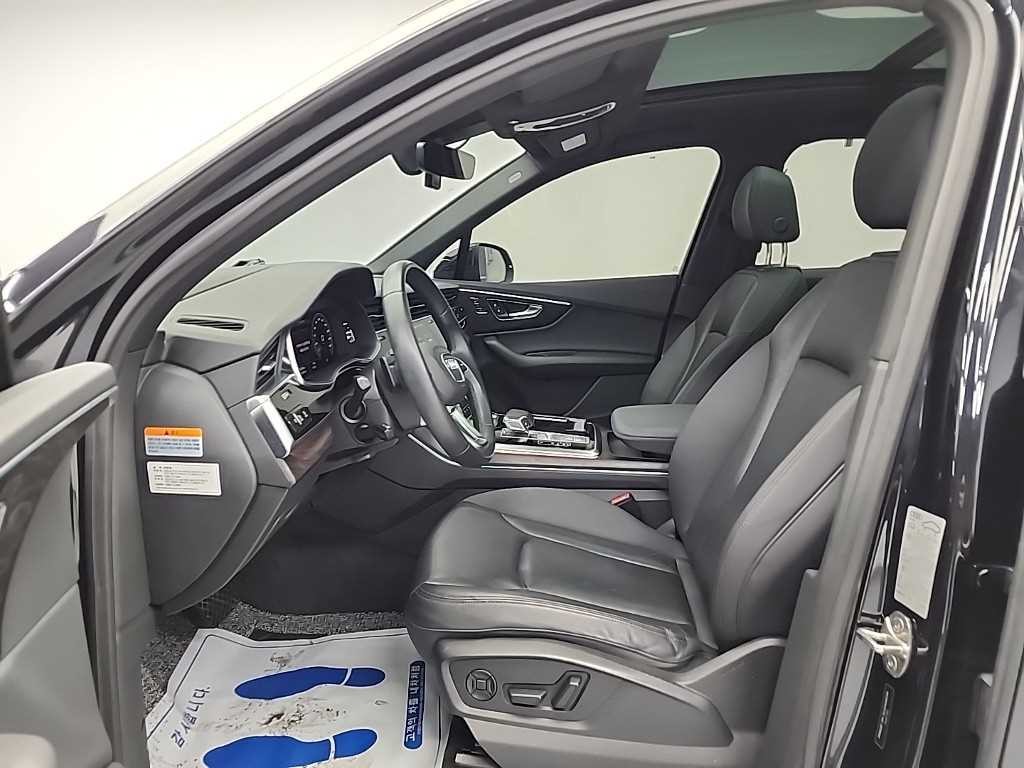 아우디 Q7 Q7 (4M) 45 TDI 콰트로 프리미엄 이미지 11