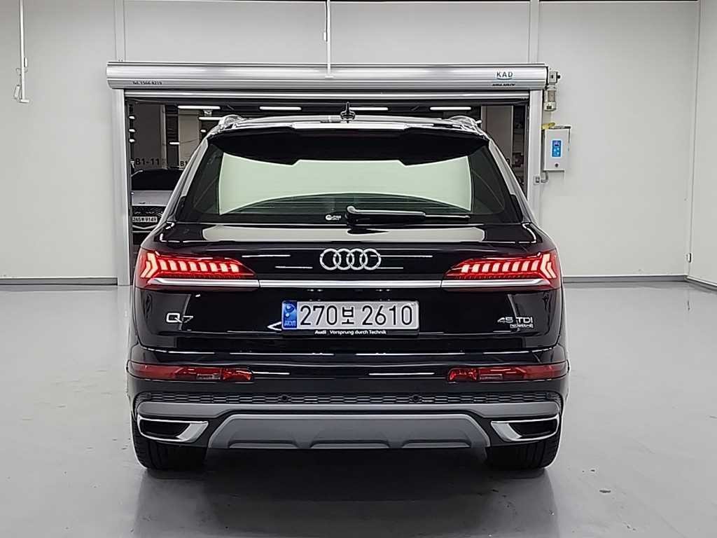 아우디 Q7 Q7 (4M) 45 TDI 콰트로 프리미엄 이미지 3