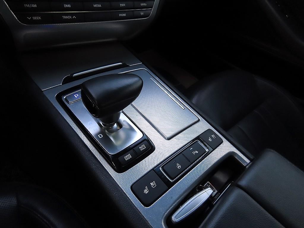 제네시스 G80 3.3 GDI AWD 럭셔리 이미지 8