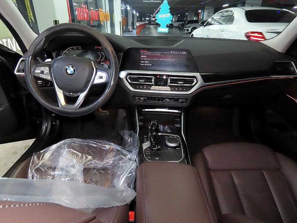 BMW 3시리즈 3시리즈 (G20) 320i 럭셔리 이미지 10