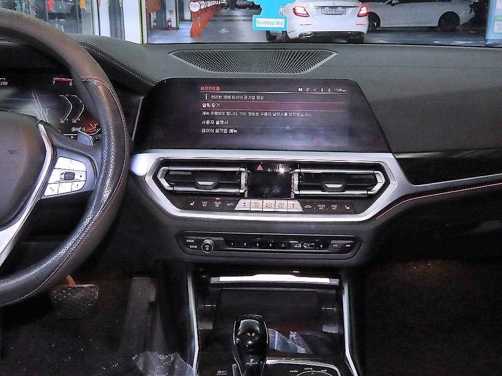 BMW 3시리즈 3시리즈 (G20) 320i 럭셔리 이미지 11