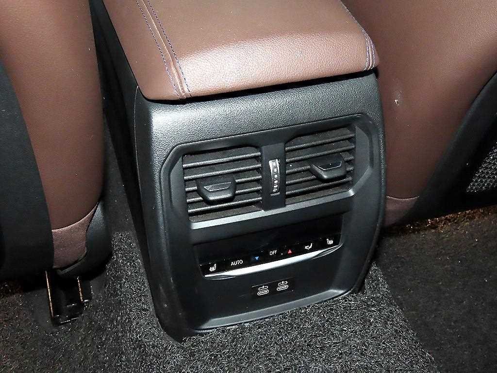 BMW 3시리즈 3시리즈 (G20) 320i 럭셔리 이미지 13