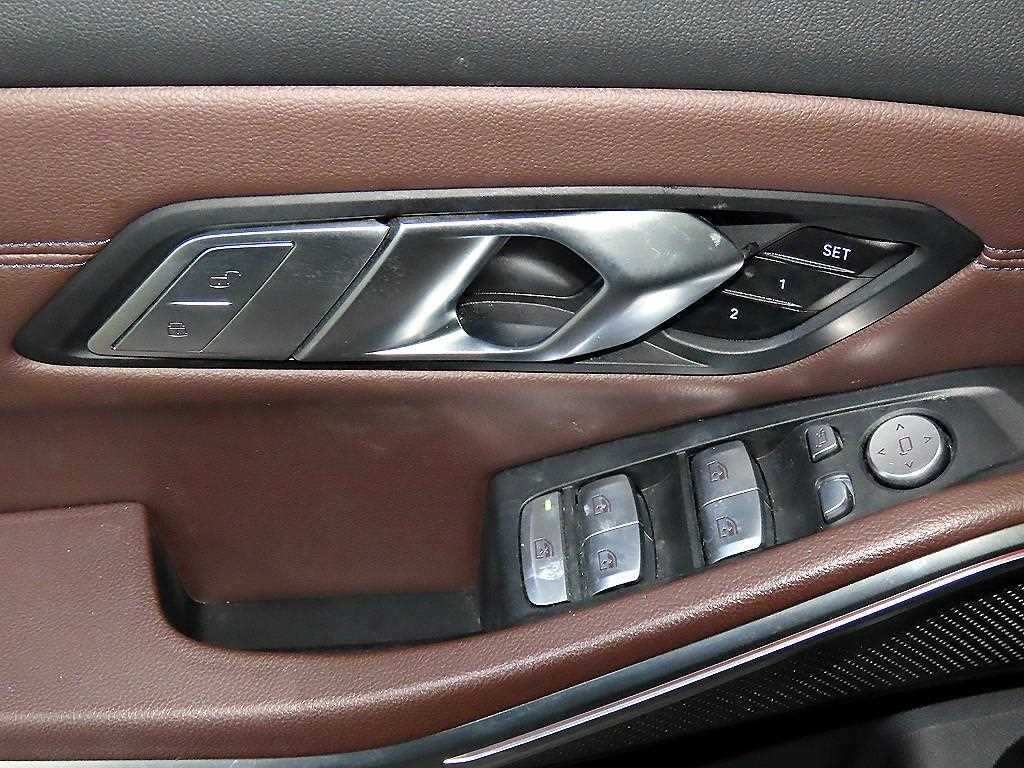 BMW 3시리즈 3시리즈 (G20) 320i 럭셔리 이미지 14
