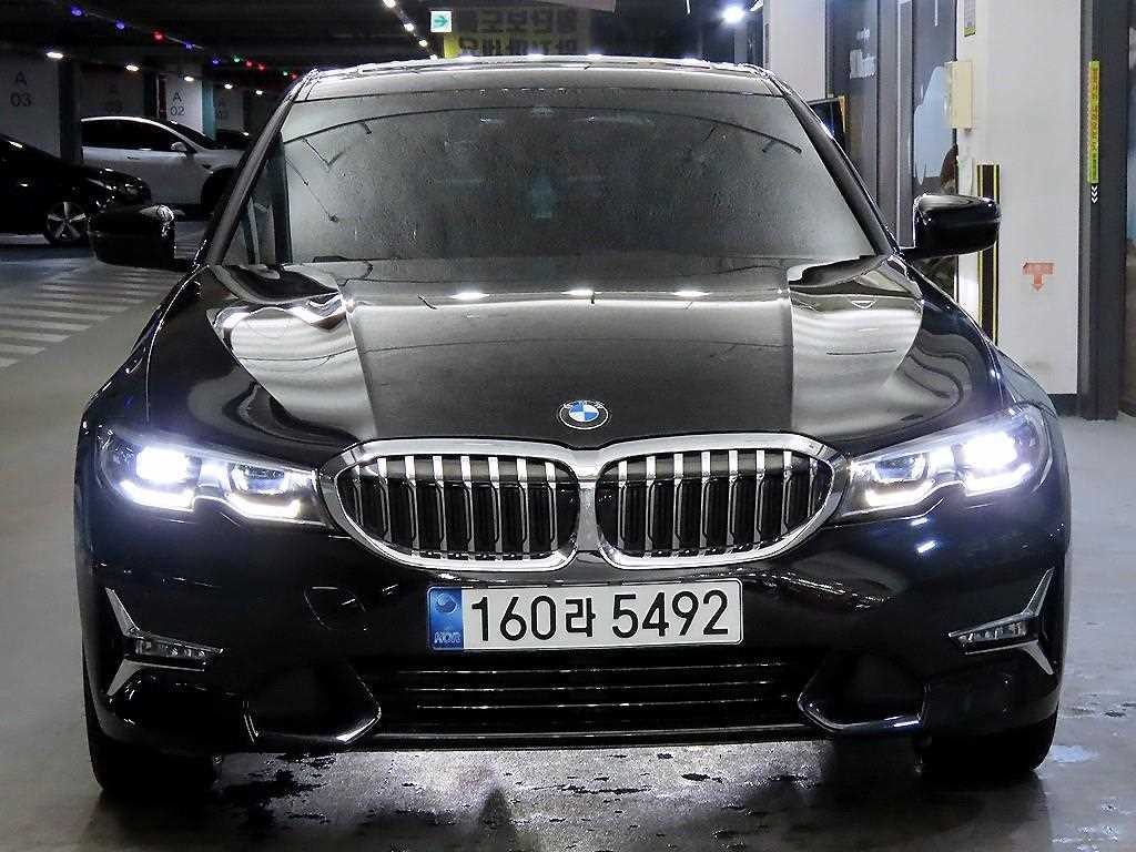 BMW 3시리즈 3시리즈 (G20) 320i 럭셔리 이미지 2