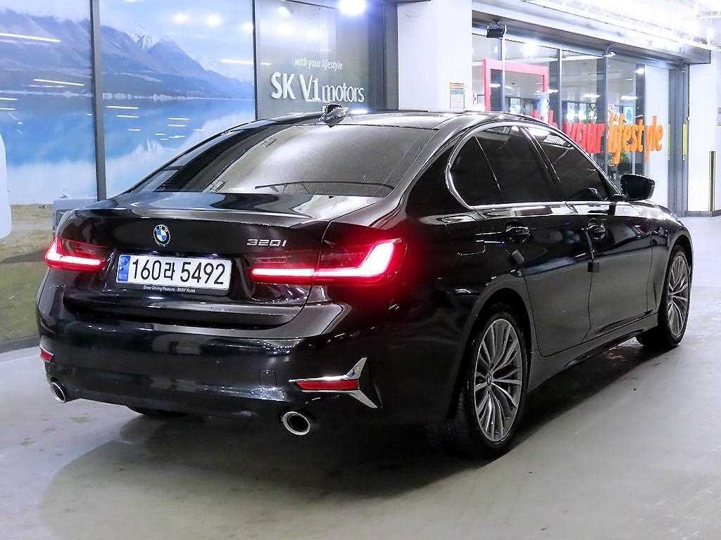 BMW 3시리즈 3시리즈 (G20) 320i 럭셔리 이미지 4