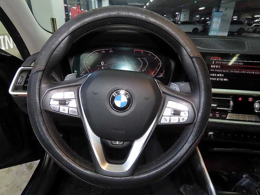 BMW 3시리즈 3시리즈 (G20) 320i 럭셔리 이미지 8