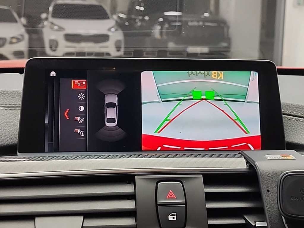 BMW 4시리즈 M4 (F82) 쿠페 컴패티션 이미지 14