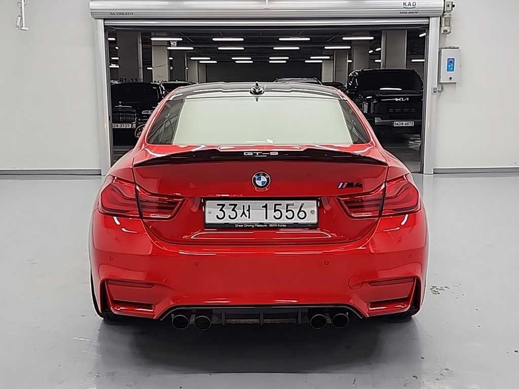 BMW 4시리즈 M4 (F82) 쿠페 컴패티션 이미지 3