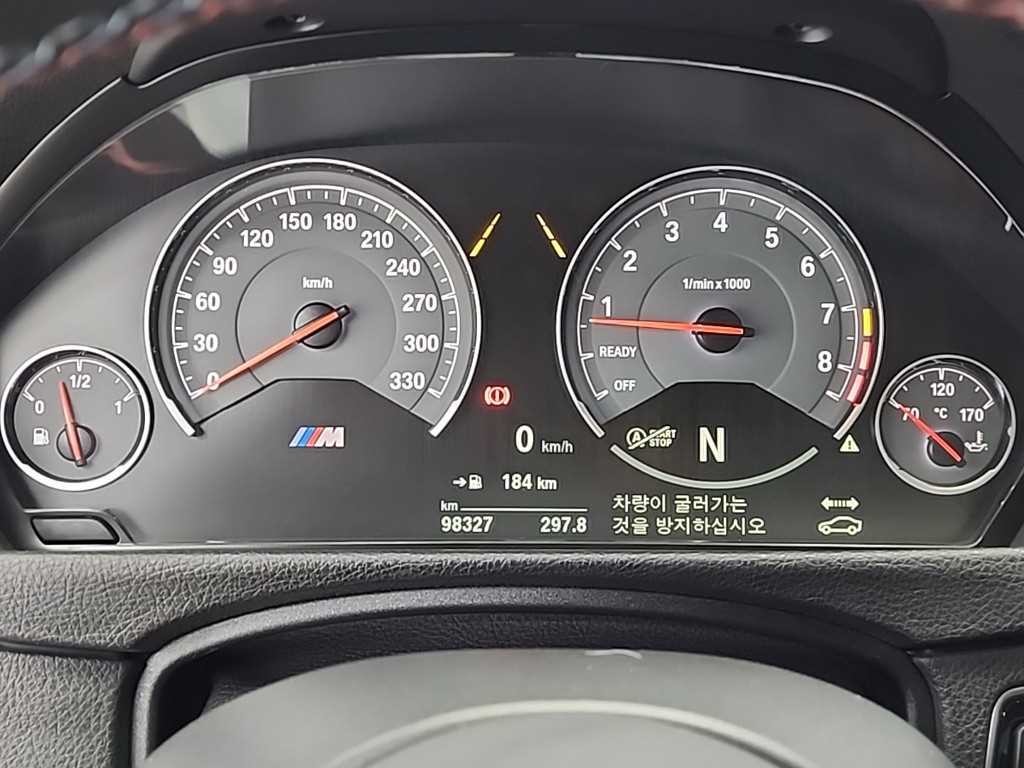 BMW 4시리즈 M4 (F82) 쿠페 컴패티션 이미지 6