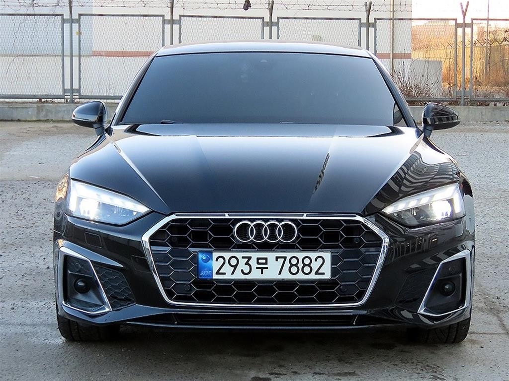 아우디 A5 A5 (F5) 35 TDI 프리미엄 스포트백 이미지 1