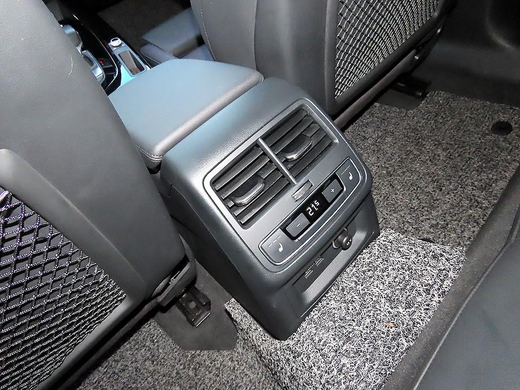 아우디 A5 A5 (F5) 35 TDI 프리미엄 스포트백 이미지 16