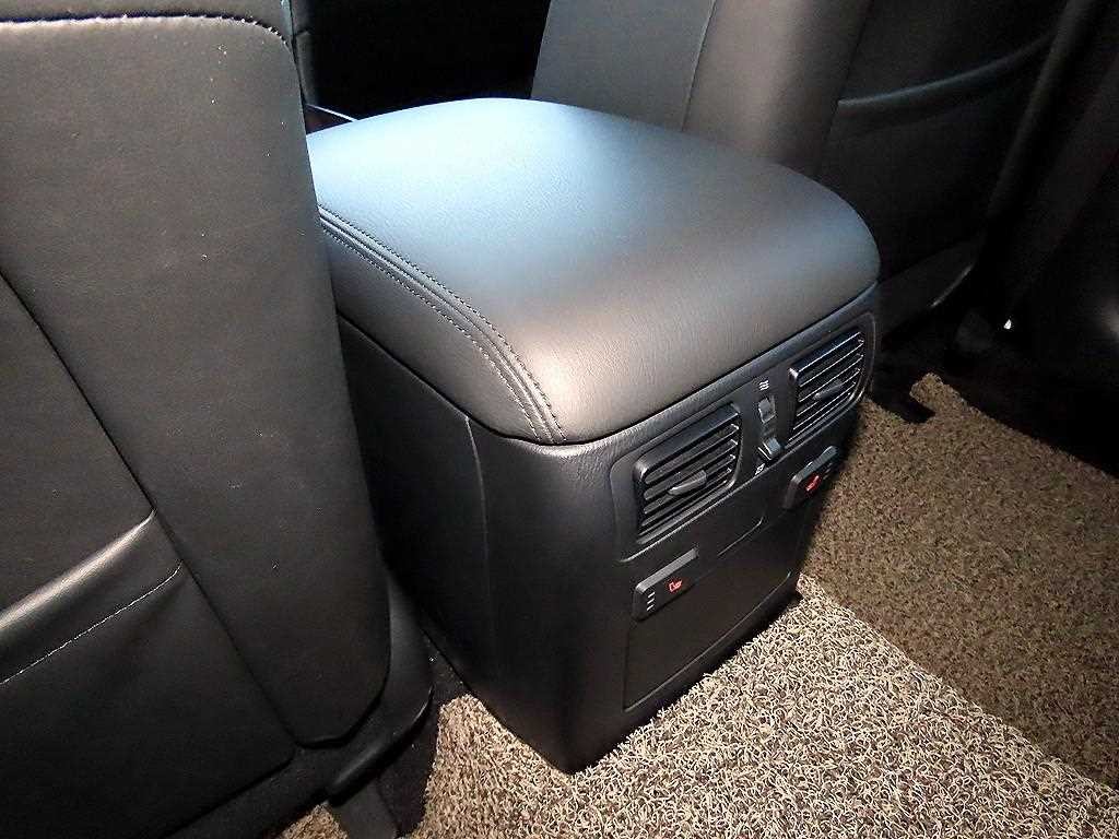 인피니티 Q Q70 3.7스타일 이미지 17