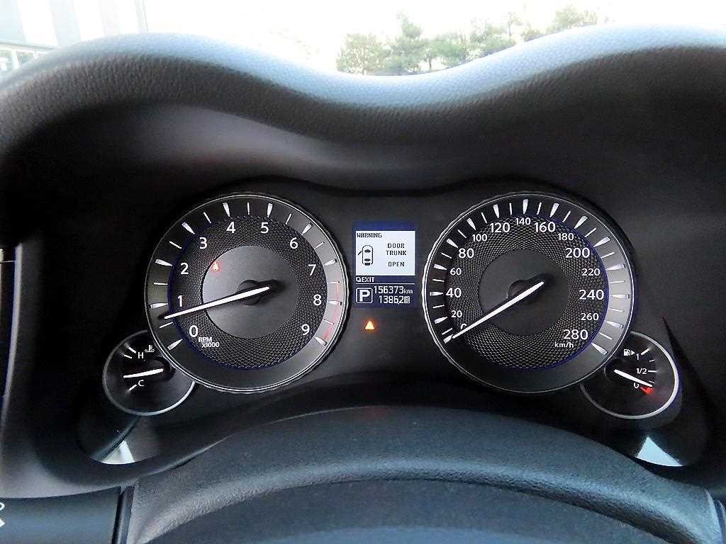 인피니티 Q Q70 3.7스타일 이미지 9