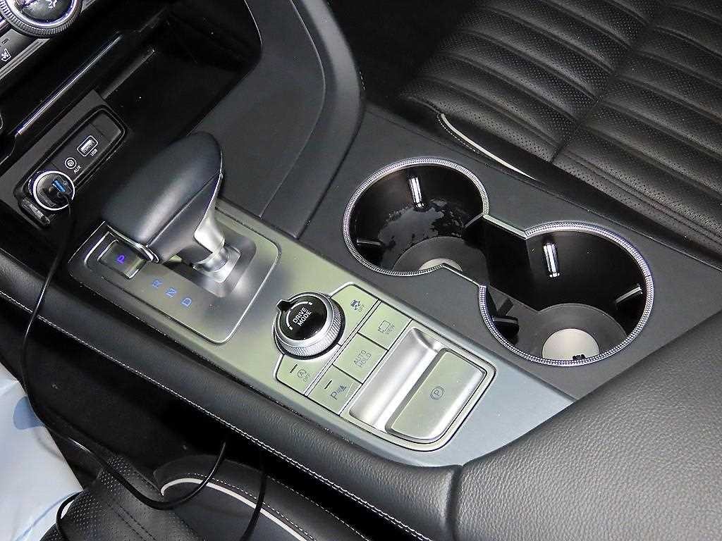 제네시스 G70 2.0T 엘리트 이미지 12
