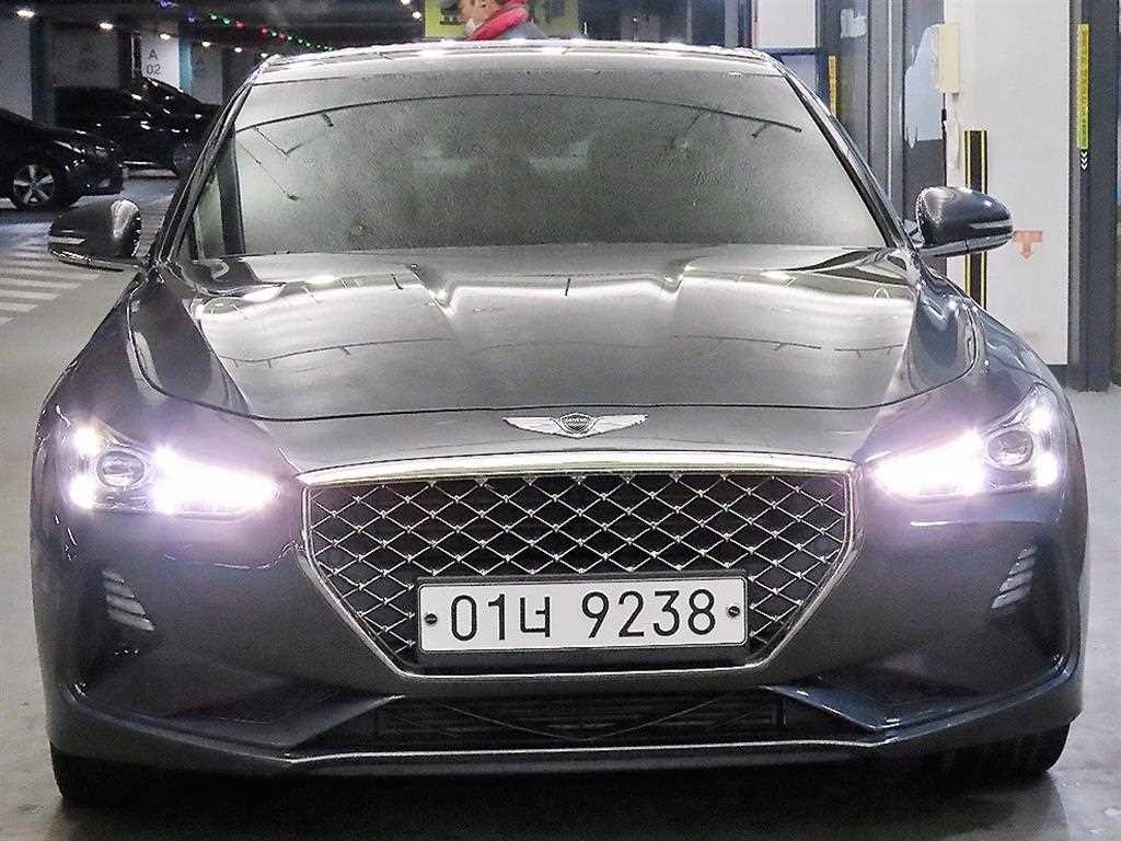 제네시스 G70 2.0T 엘리트 이미지 2