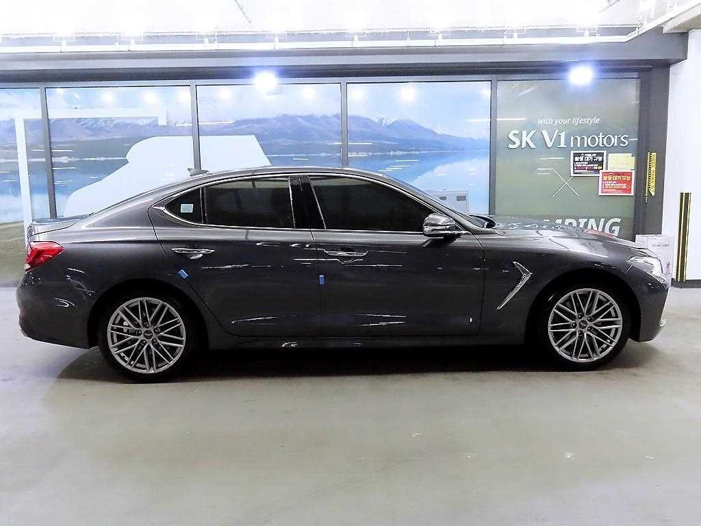 제네시스 G70 2.0T 엘리트 이미지 3