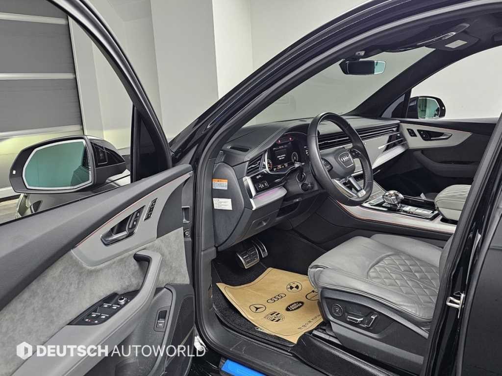 아우디 Q7 Q7 (4M) 55 TFSI 콰트로 프리미엄 이미지 11