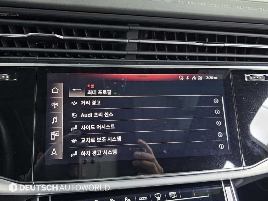 아우디 Q7 Q7 (4M) 55 TFSI 콰트로 프리미엄 이미지 17