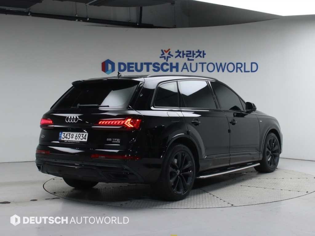 아우디 Q7 Q7 (4M) 55 TFSI 콰트로 프리미엄 이미지 3