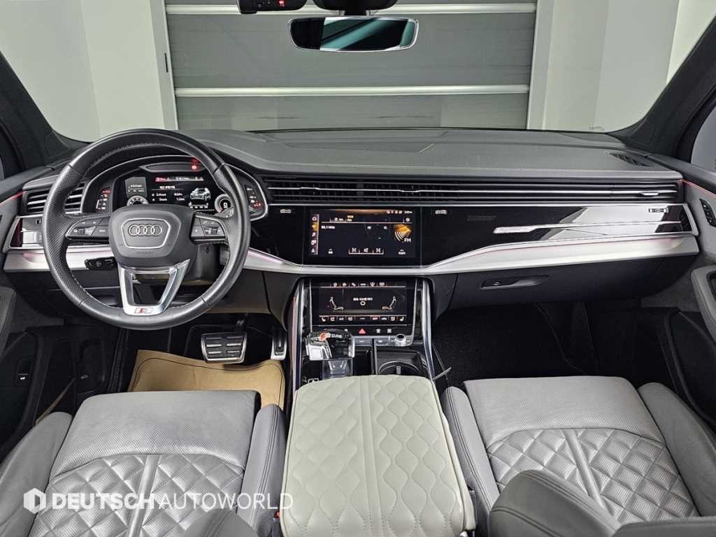 아우디 Q7 Q7 (4M) 55 TFSI 콰트로 프리미엄 이미지 7