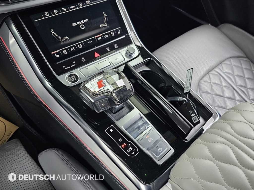 아우디 Q7 Q7 (4M) 55 TFSI 콰트로 프리미엄 이미지 9