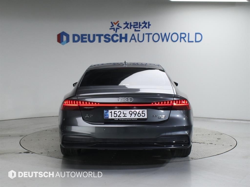 아우디 A7 A7 (4K) 55 TFSI 콰트로 프리미엄 이미지 4