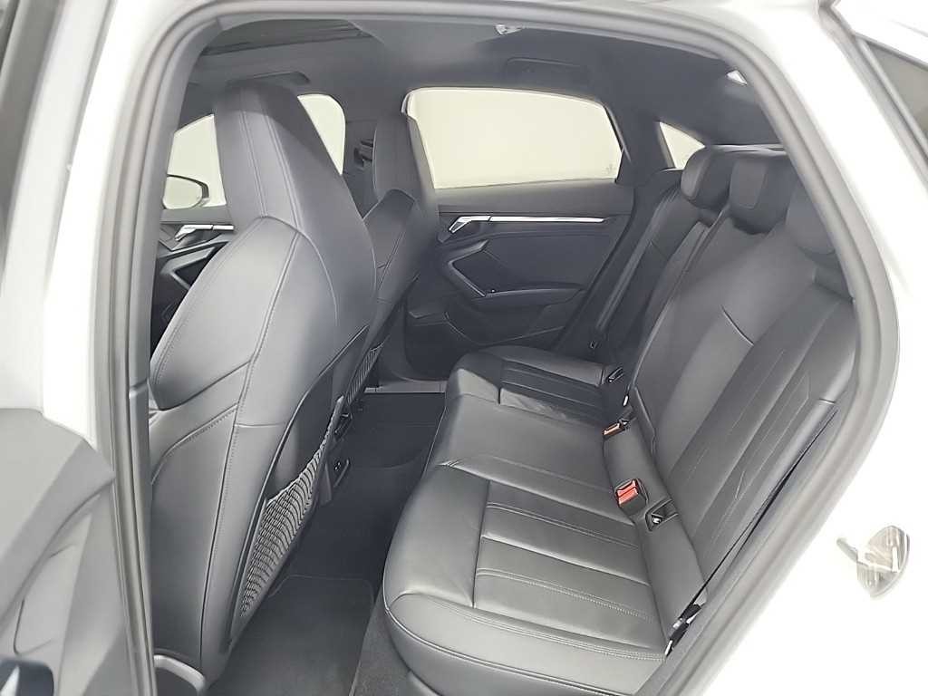 아우디 A3 A3(8Y) 40 TFSI 프리미엄 이미지 12