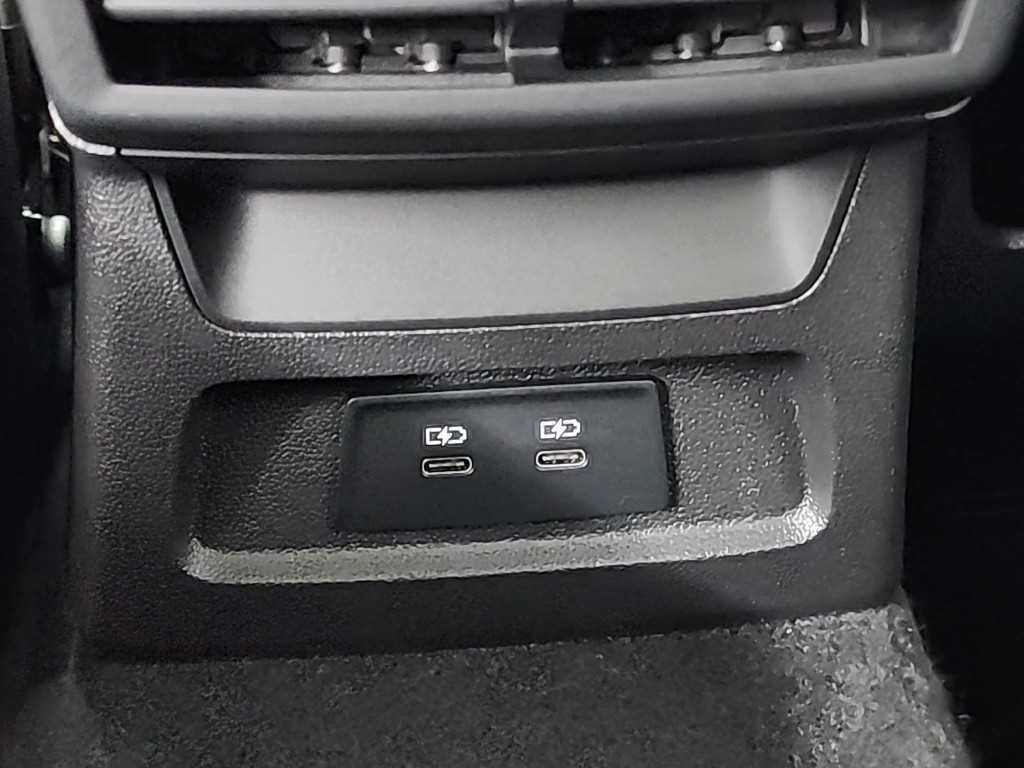 아우디 A3 A3(8Y) 40 TFSI 프리미엄 이미지 13