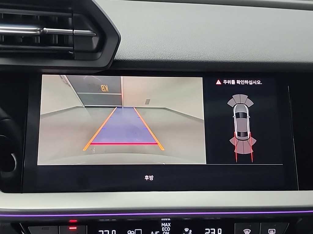 아우디 A3 A3(8Y) 40 TFSI 프리미엄 이미지 16