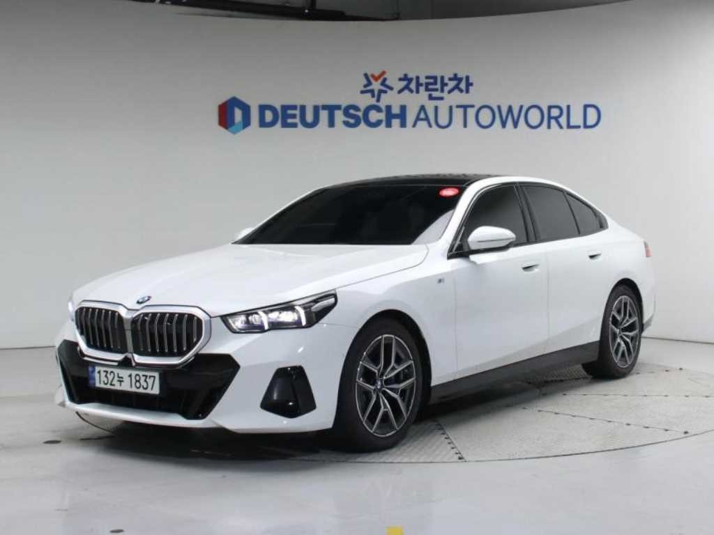 BMW 5시리즈 5시리즈 (G60) 520i M 스포츠 이미지 1
