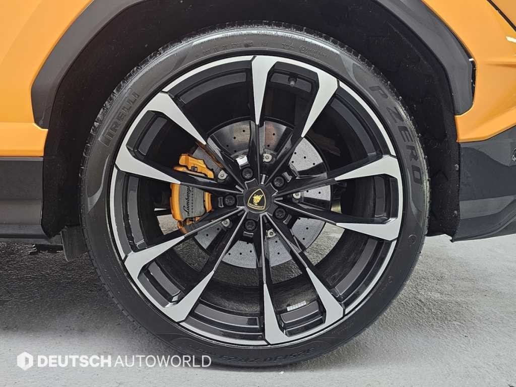 람보르기니 우루스 4.0 V8 S 이미지 5