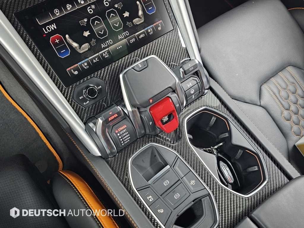 람보르기니 우루스 4.0 V8 S 이미지 9