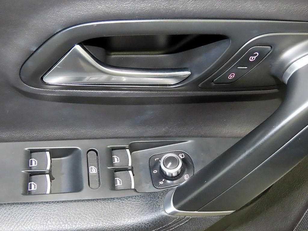 폭스바겐 CC 뉴 CC 2.0 TDI 블루모션 이미지 13