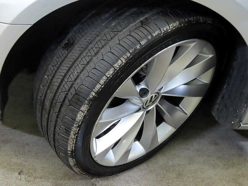 폭스바겐 CC 뉴 CC 2.0 TDI 블루모션 이미지 20