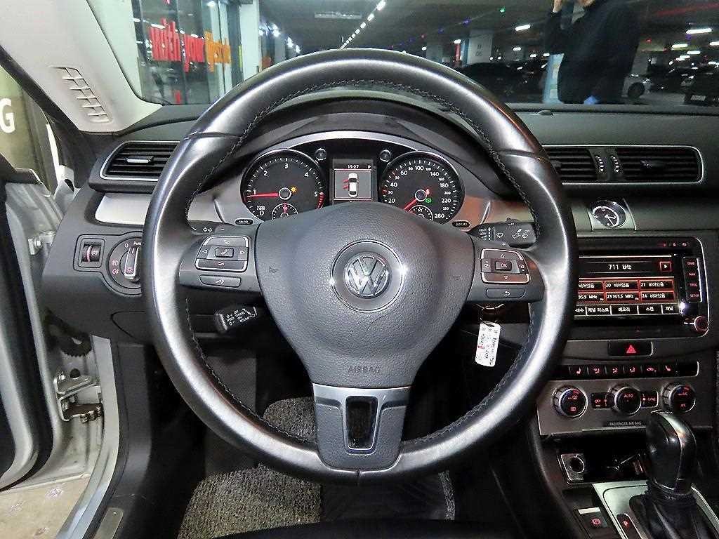 폭스바겐 CC 뉴 CC 2.0 TDI 블루모션 이미지 8