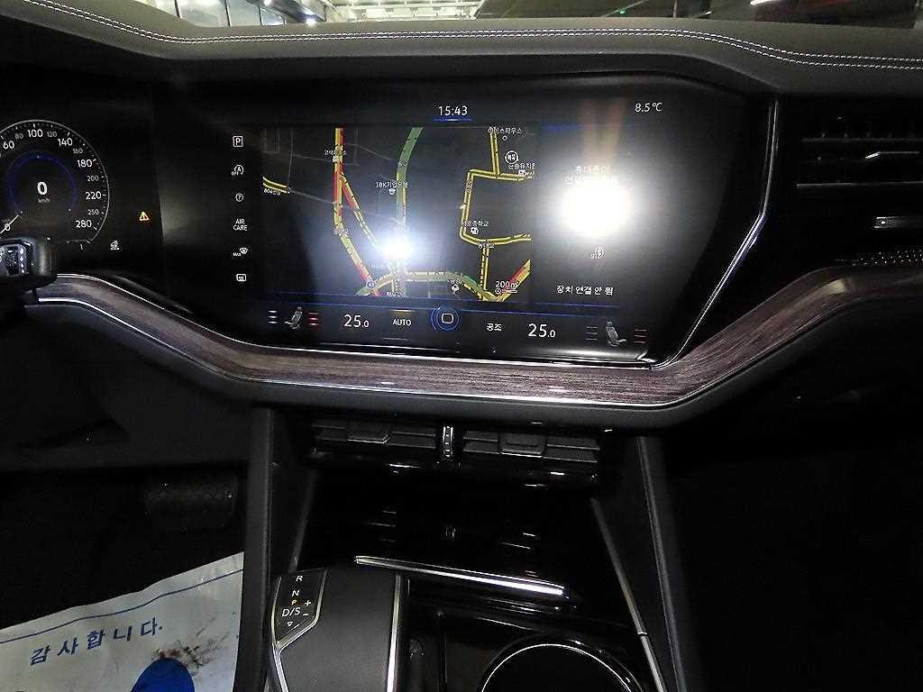 폭스바겐 투아렉 투아렉 3세대 3.0 TDI 프리미엄 이미지 11