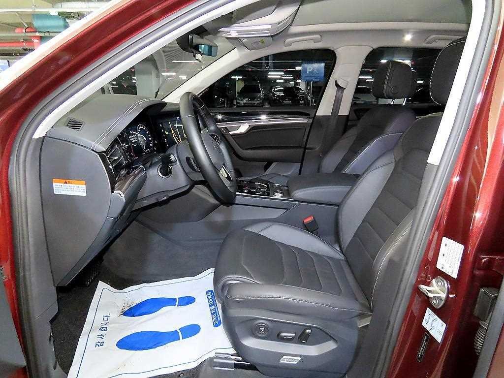 폭스바겐 투아렉 투아렉 3세대 3.0 TDI 프리미엄 이미지 6