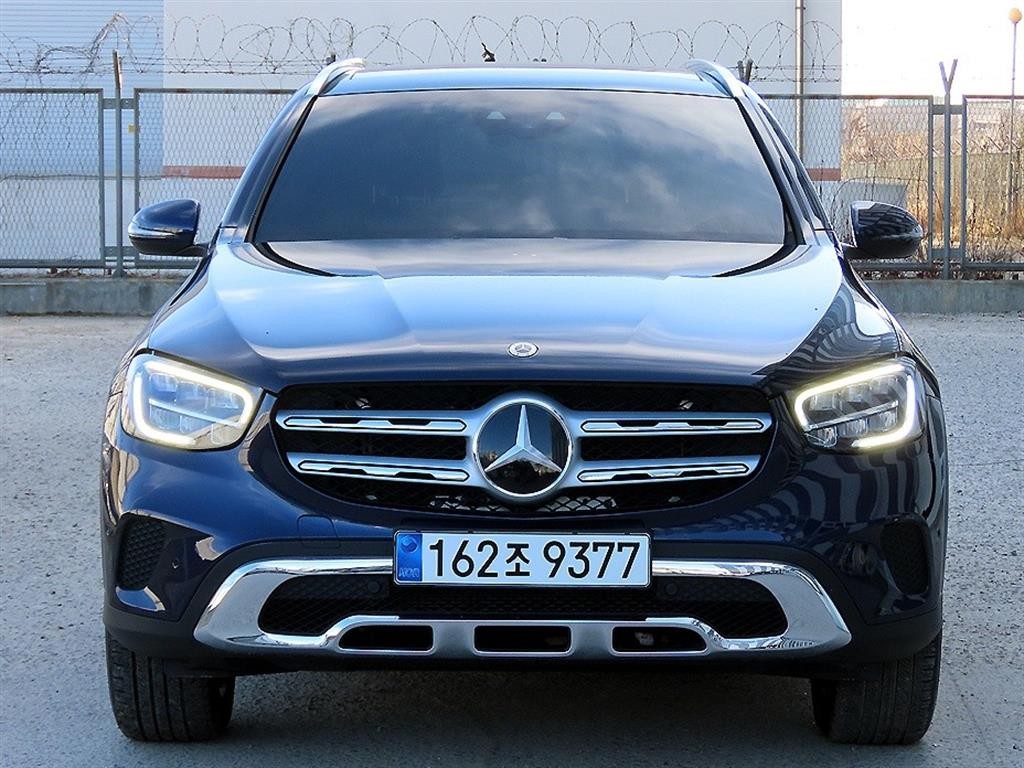 벤츠 GLC 클래스 GLC클래스 X253 GLC 300 e 4MATIC 이미지 1