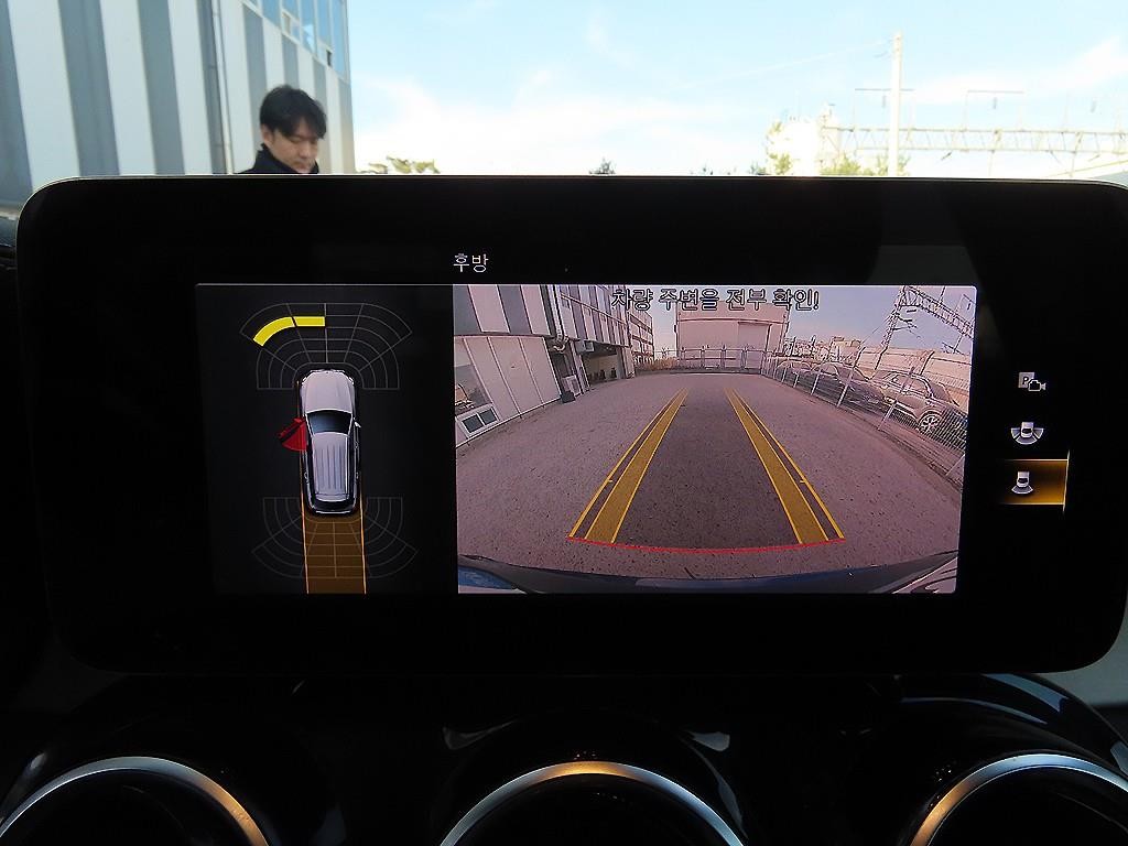 벤츠 GLC 클래스 GLC클래스 X253 GLC 300 e 4MATIC 이미지 14