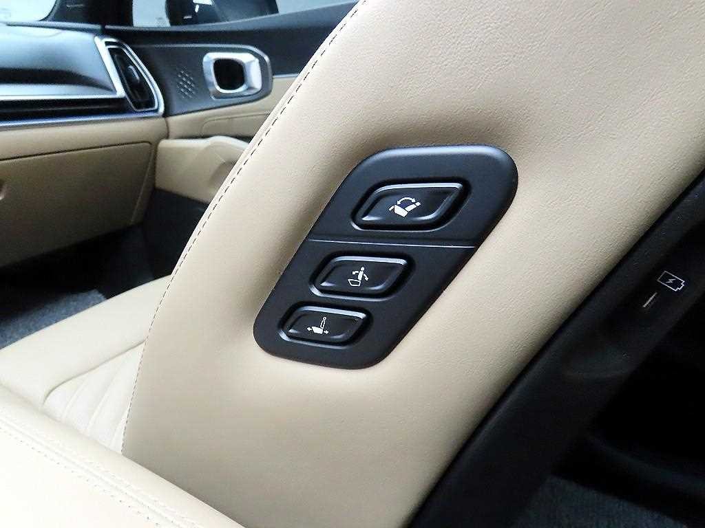 기아 쏘렌토 더 뉴 쏘렌토 4세대 가솔린 2.5T 4WD 시그니처 이미지 13