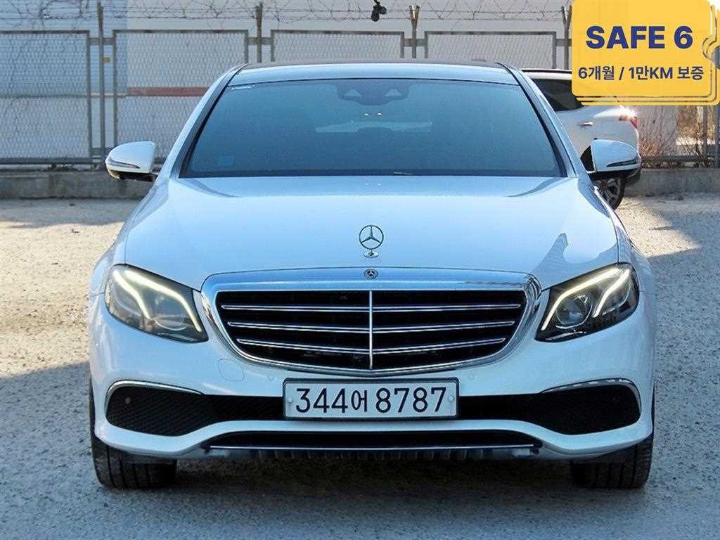벤츠 E 클래스 E-클래스 W213 E300 4MATIC 아방가르드 이미지 1