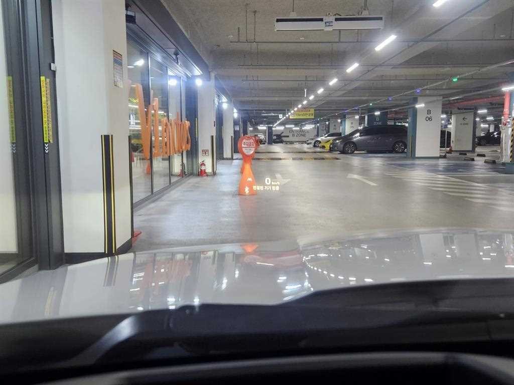 캐딜락 CT4 2.0 스포츠 이미지 14